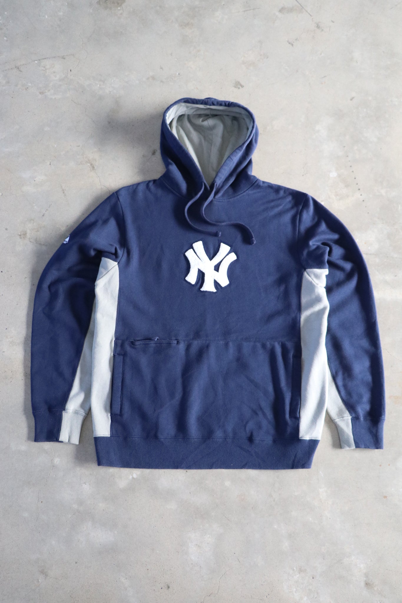 Vintage MLB NY Yankees Hoodie Large