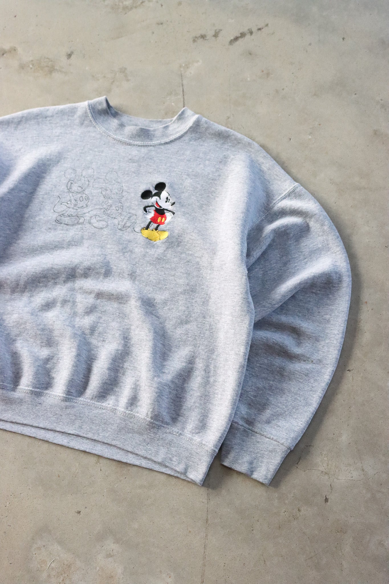 Vintage Mickey Mouse Sweater Small