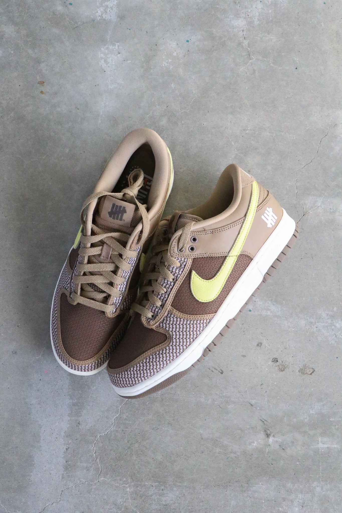 NIKE X UNDEFEATED DUNK LOW 'CANTEEN'