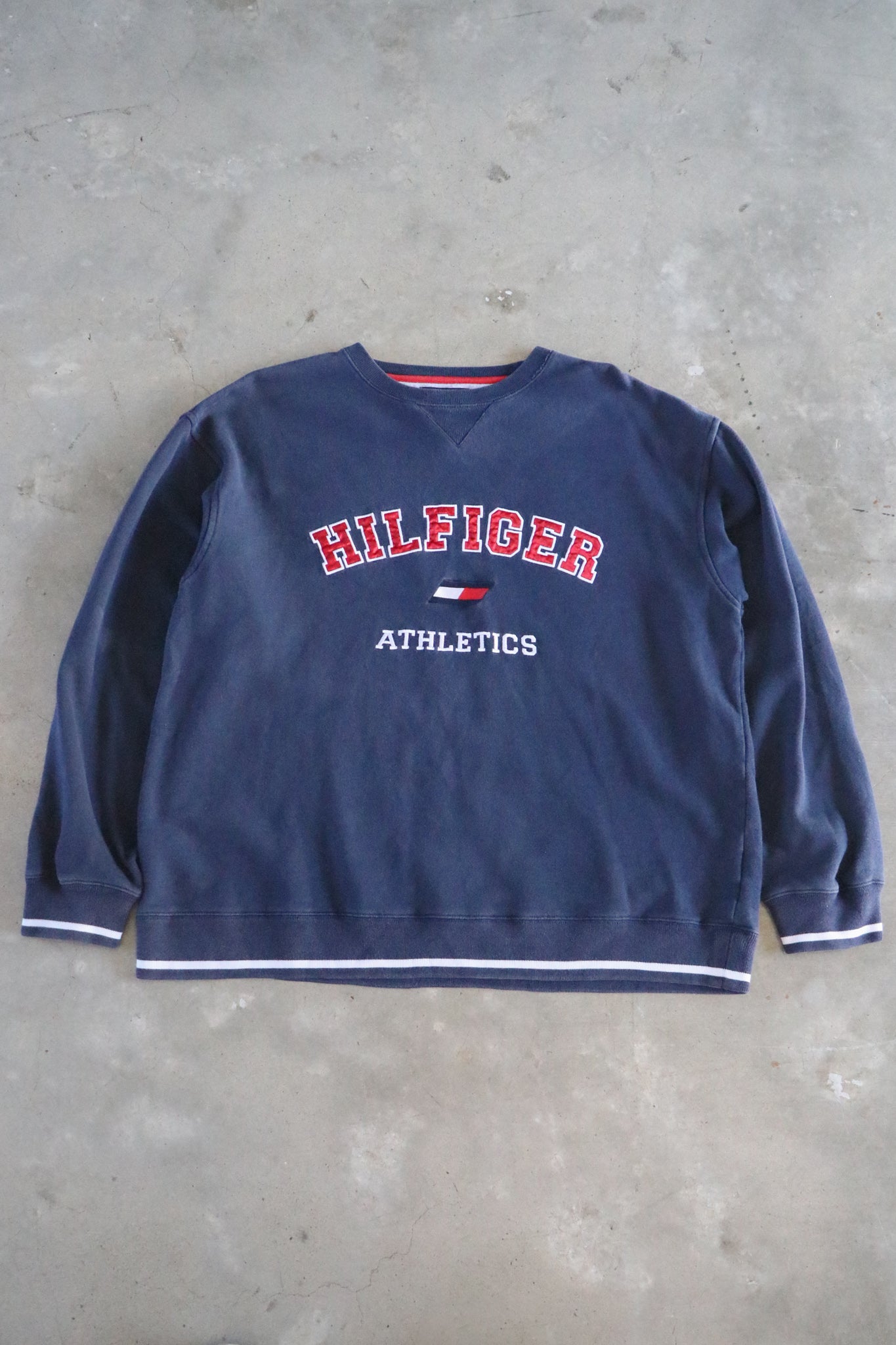 Vintage Tommy Hilfiger Athletics Sweater XL