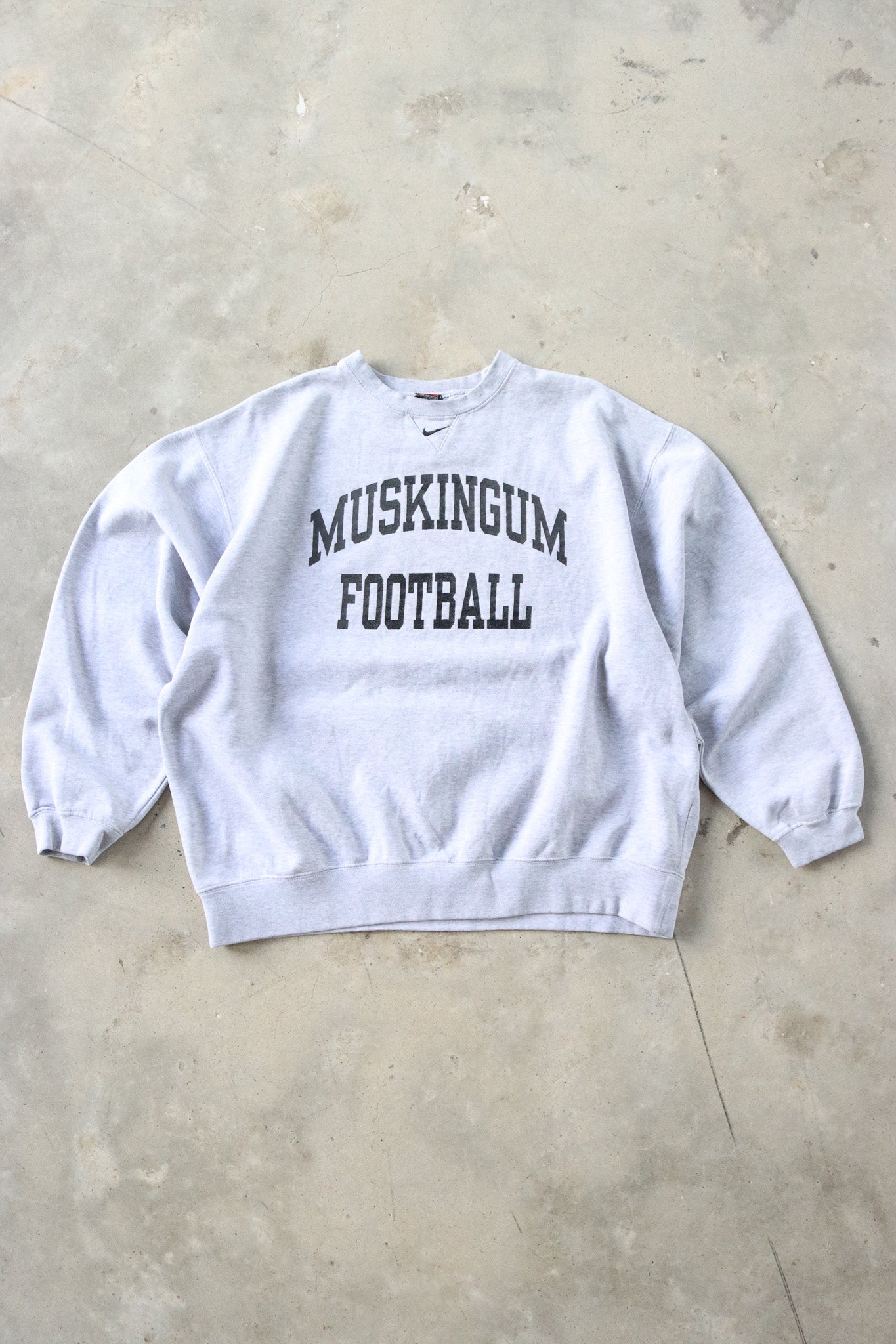 Vintage Nike Muskingum Football Sweater Large