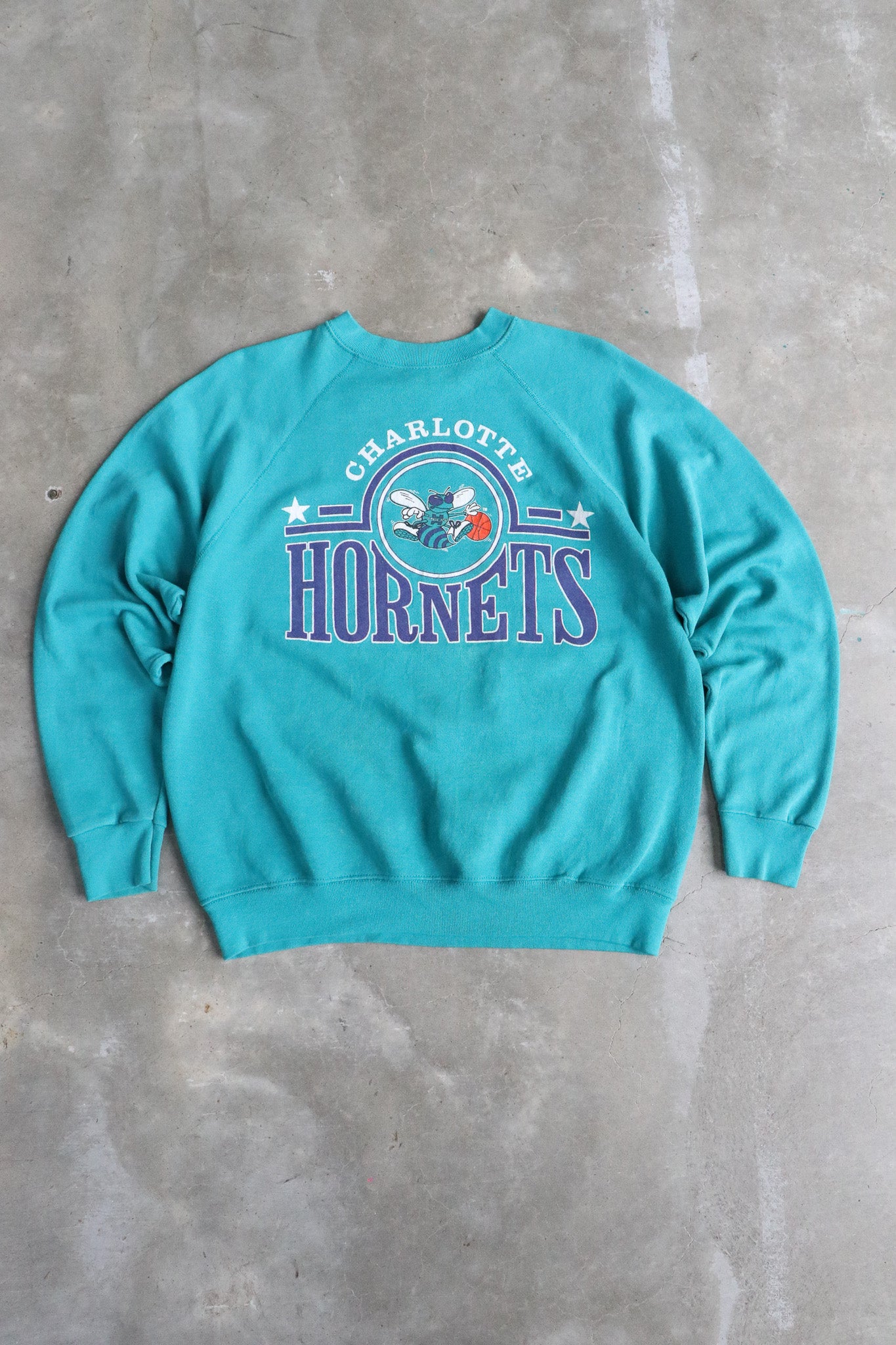 Vintage 90s NBA Charlotte Hornets Sweater Medium