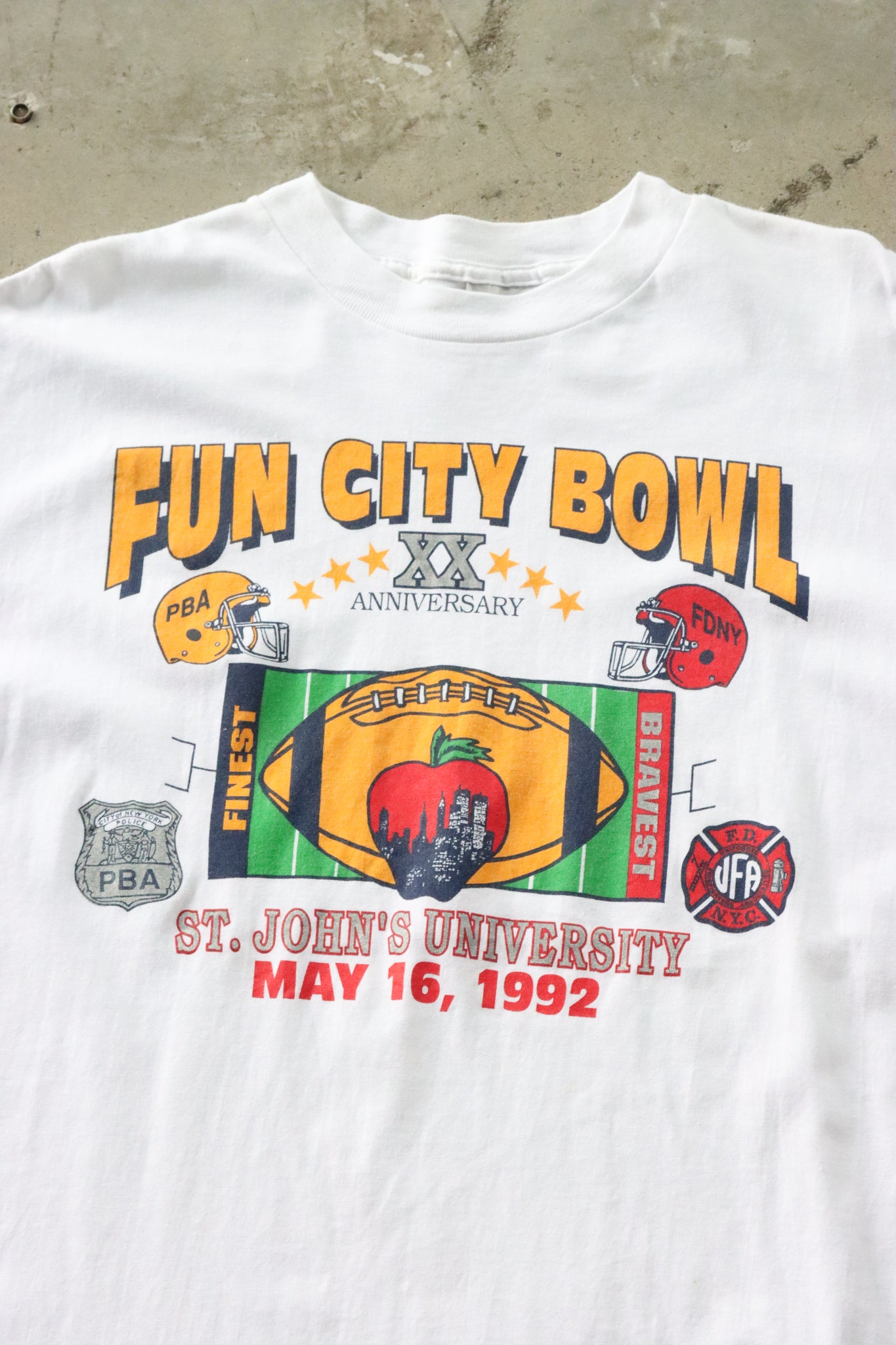 Vintage 1992 Fun City Bowl Tee XL