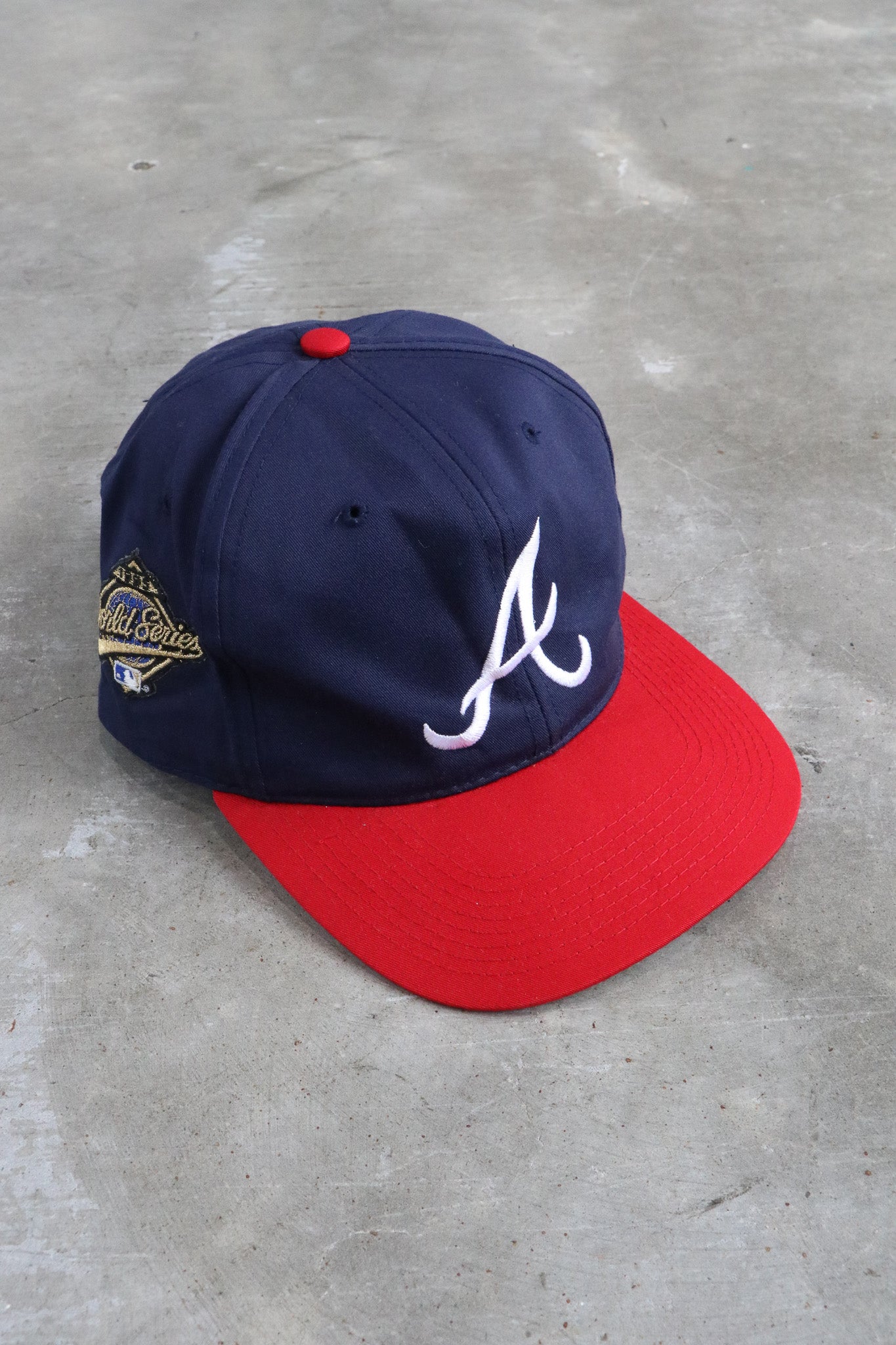 Vintage 1995 MLB Braves Embroidered Hat