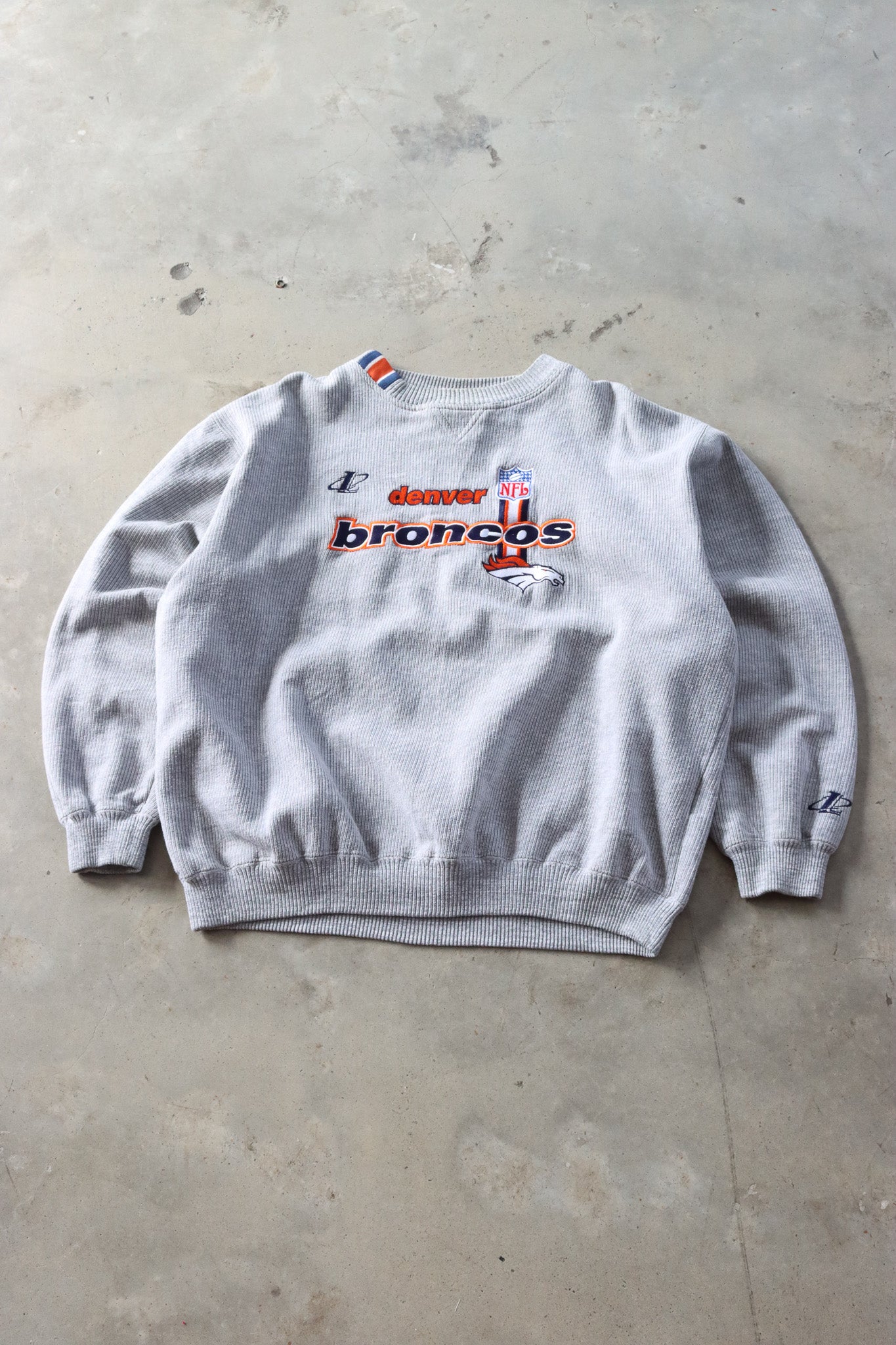 Vintage Broncos Sweater XL