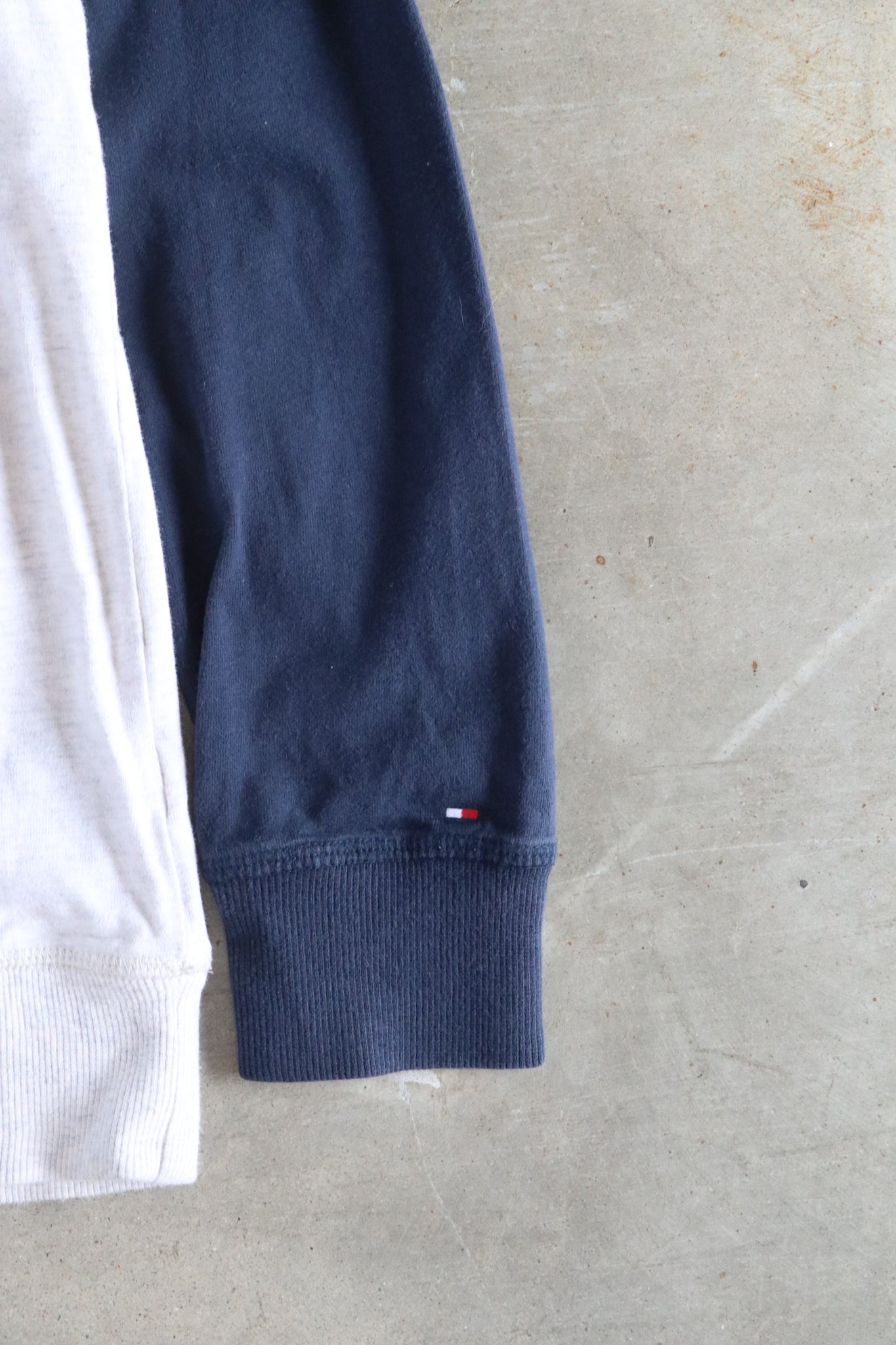 Vintage Tommy Hilfiger 1/4 Zip Sweater XSmall