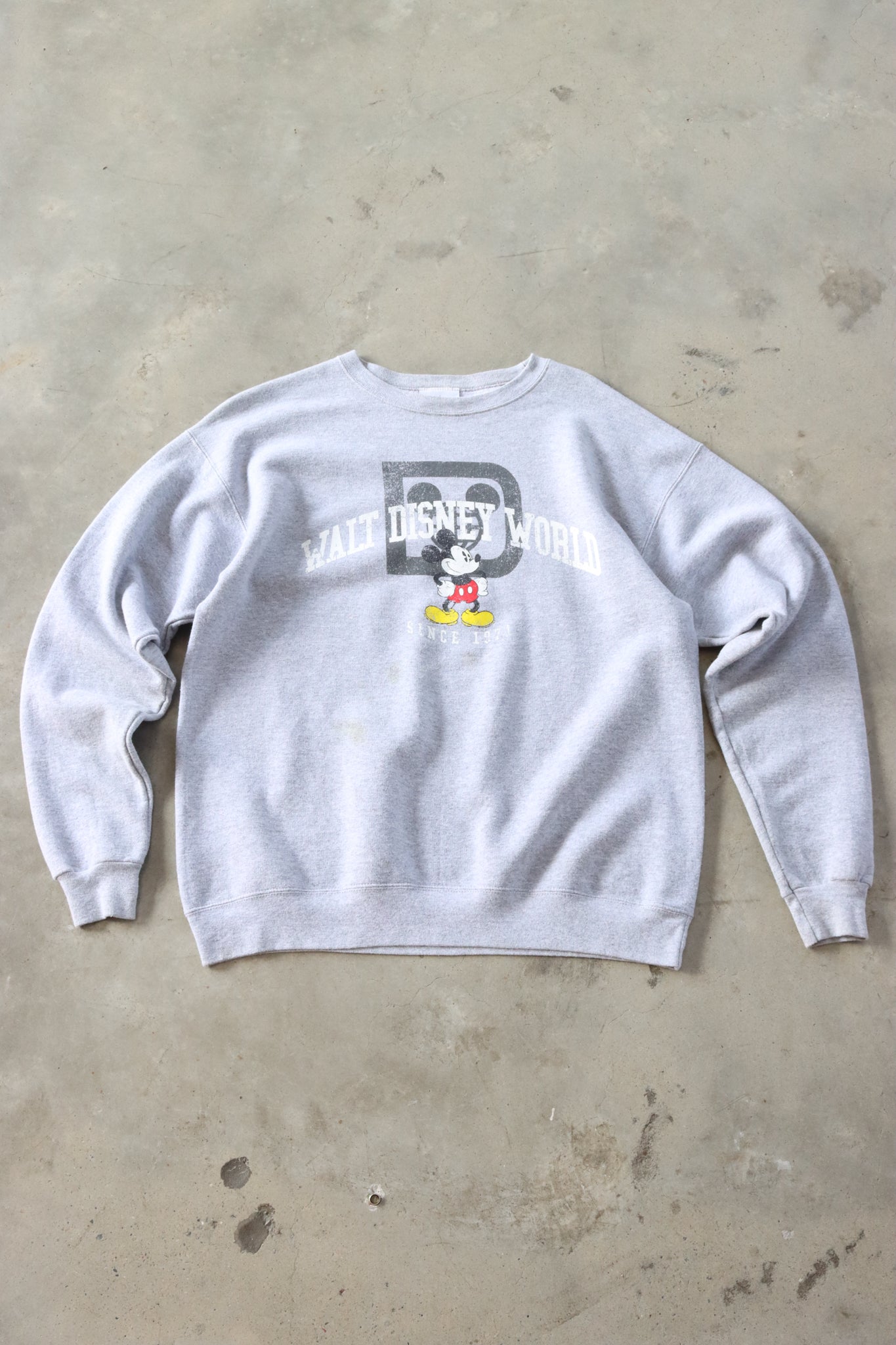 Vintage Mickey Sweater Medium