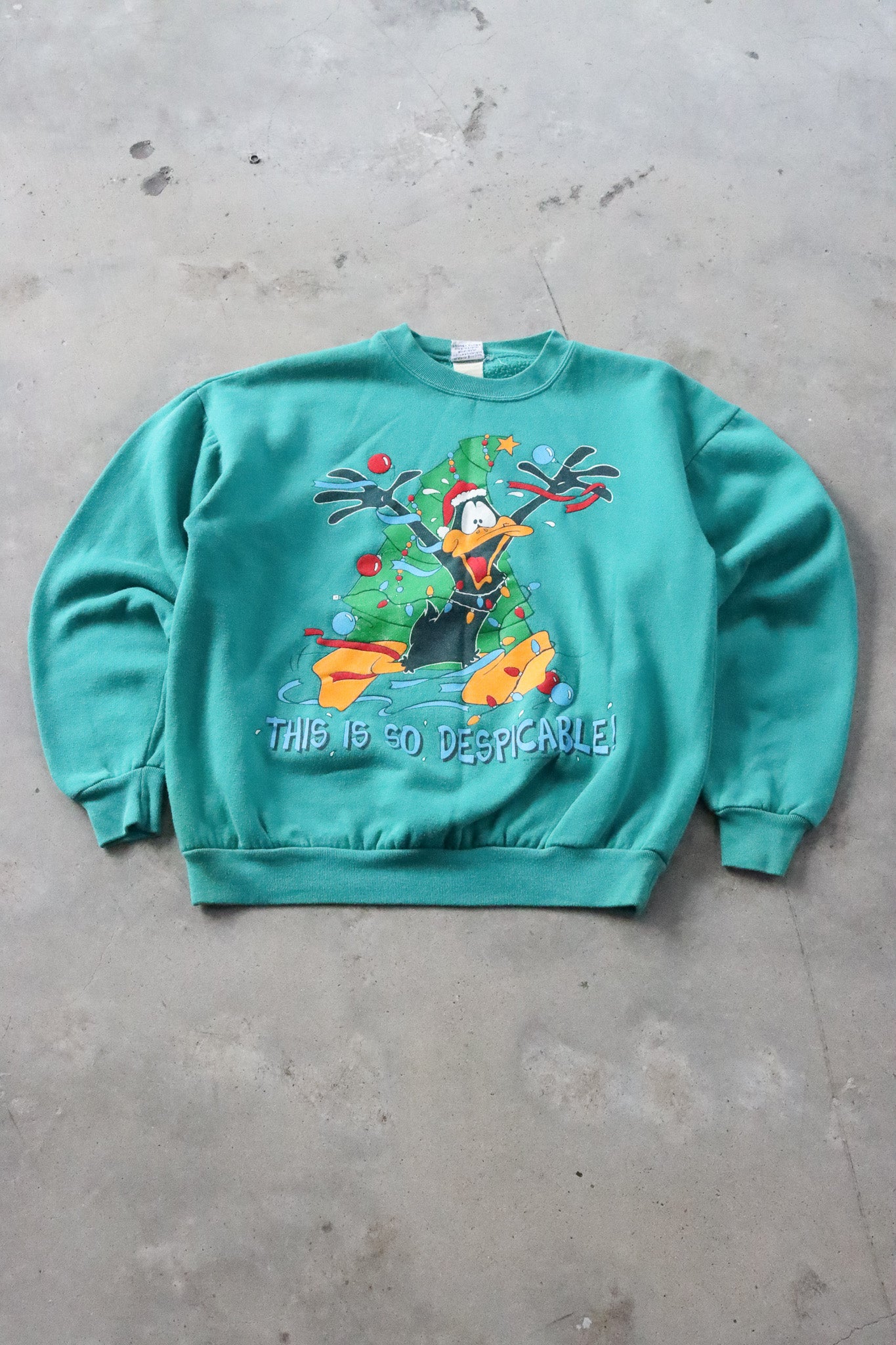 Vintage Daffy Duck Sweater Medium