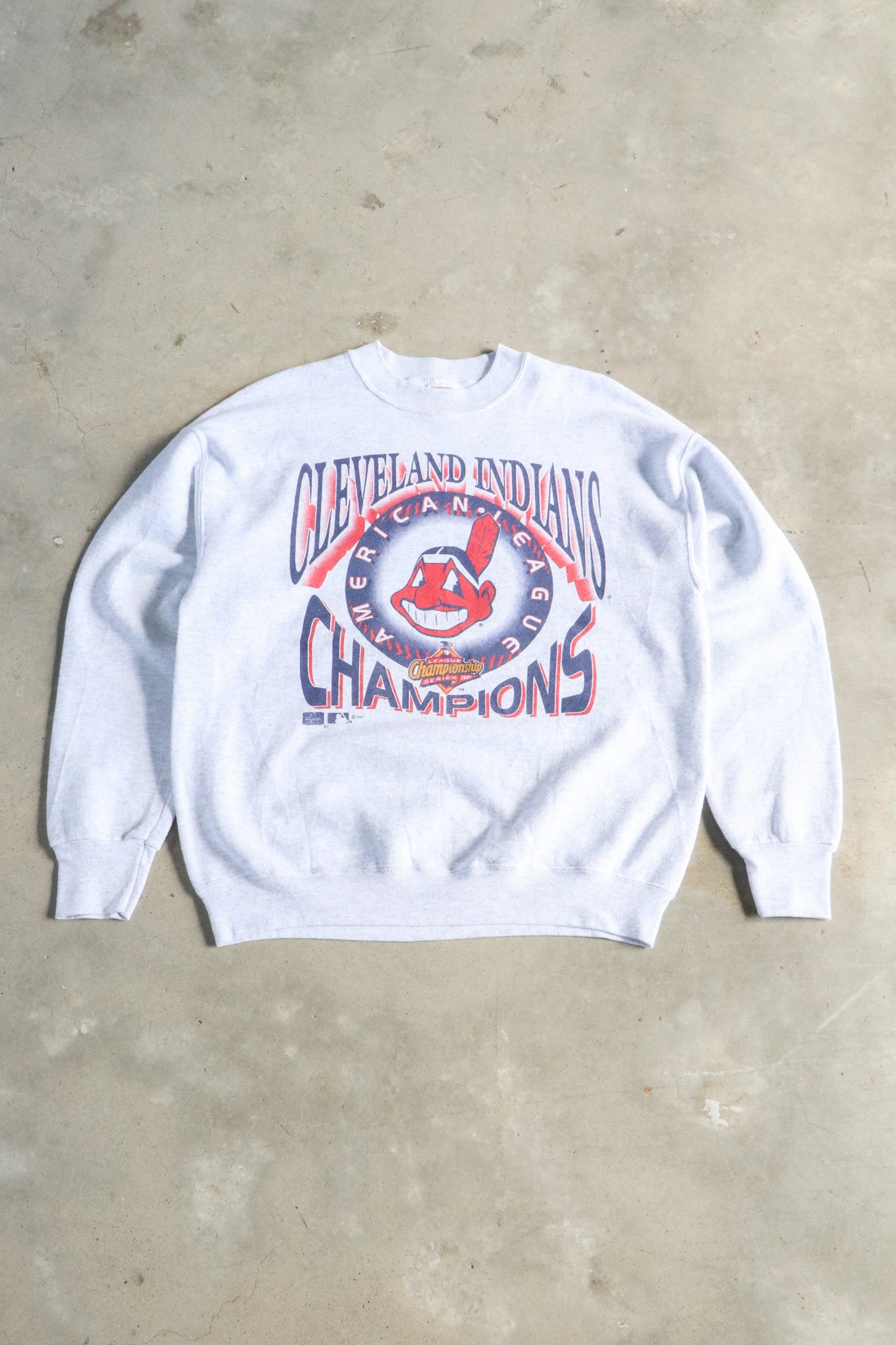 Vintage 1997 MLB Cleveland Sweater Large