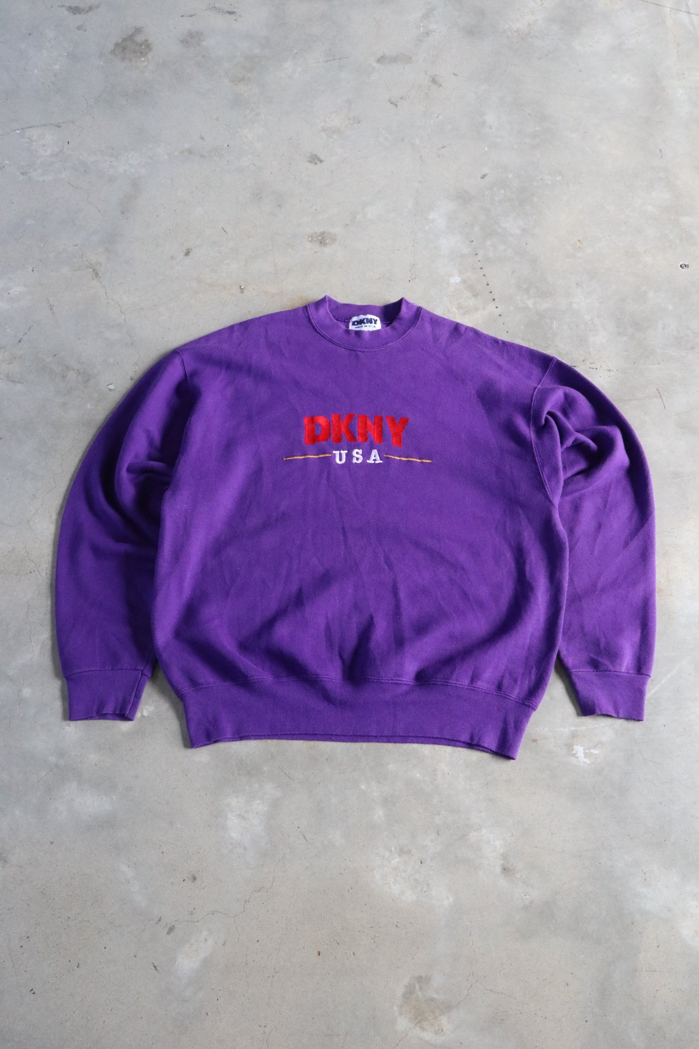 Vintage DKNY USA Embroided Sweater XL
