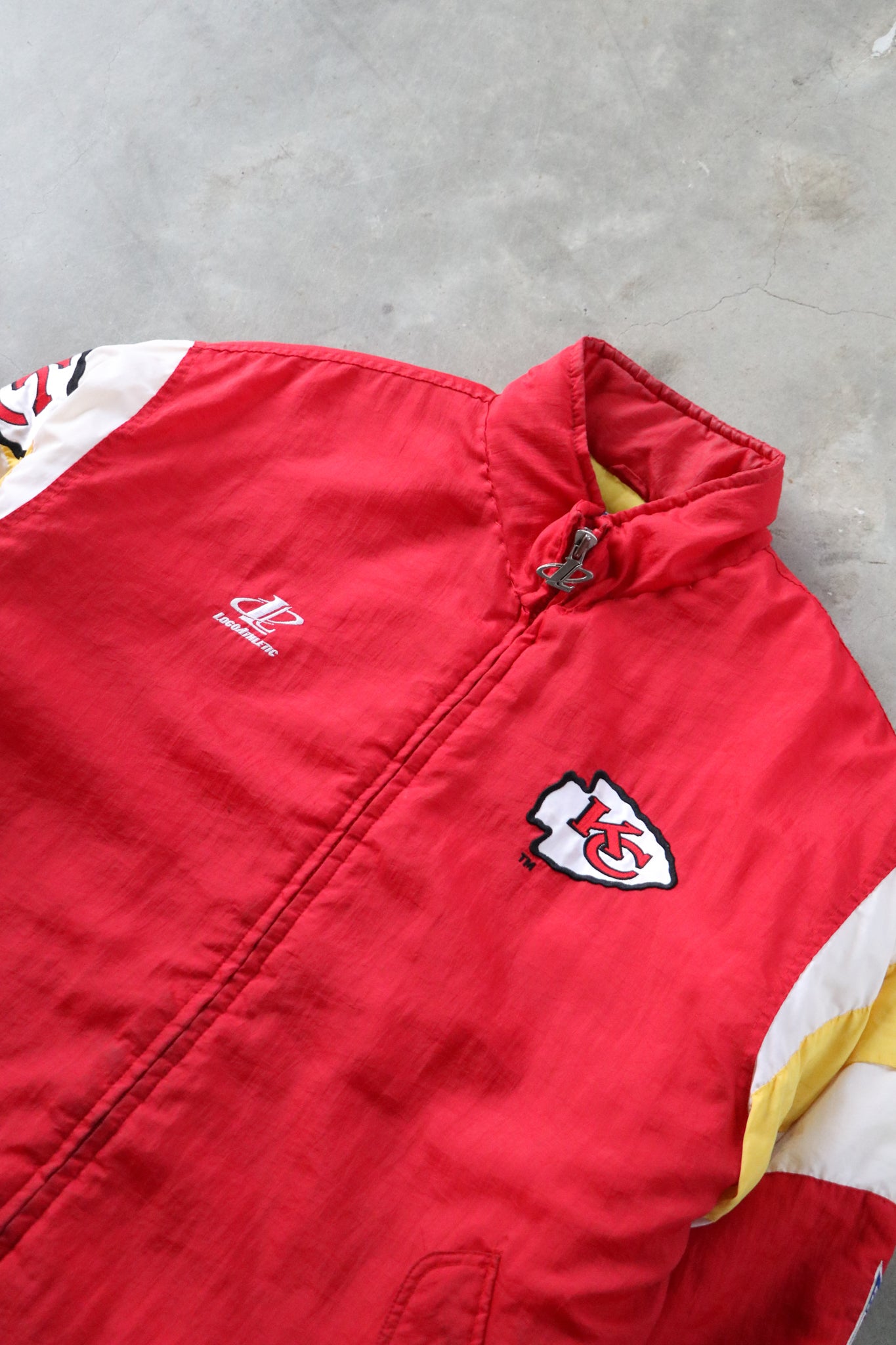 Vintage Kansas City Chiefs Embroidered NFL Jacket XL
