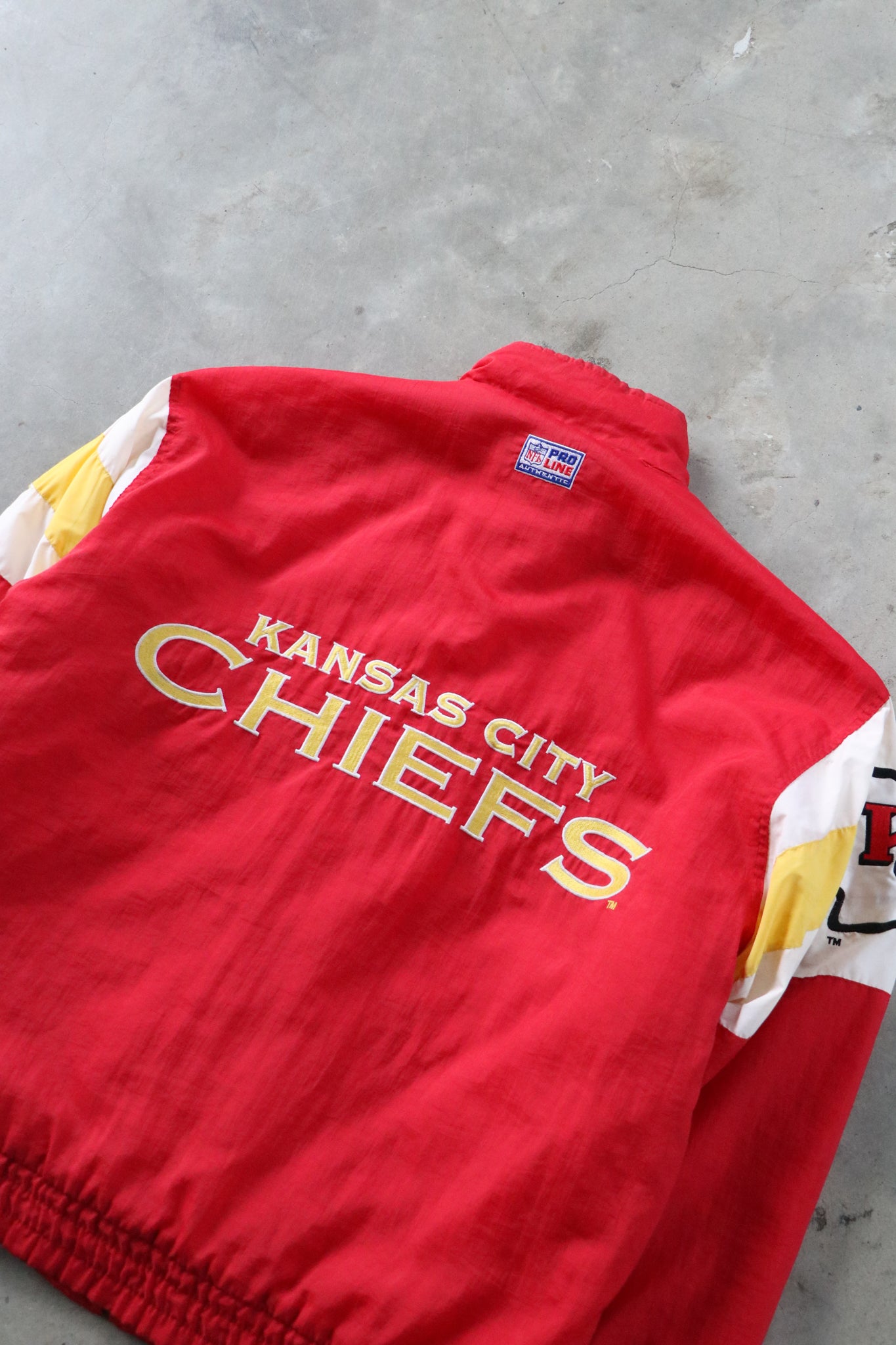 Vintage Kansas City Chiefs Embroidered NFL Jacket XL